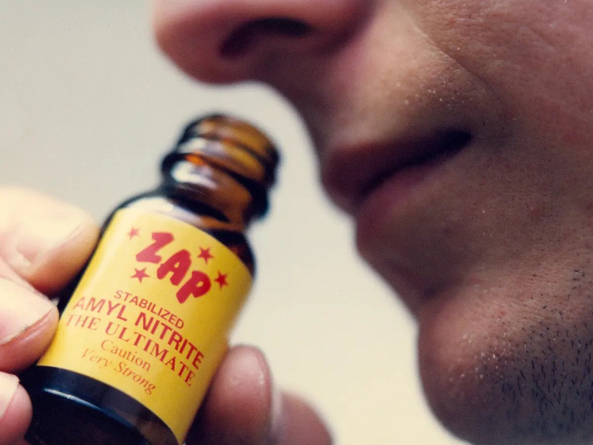 The Dangers of Combining Poppers and Viagra: Why You Should Never Do It